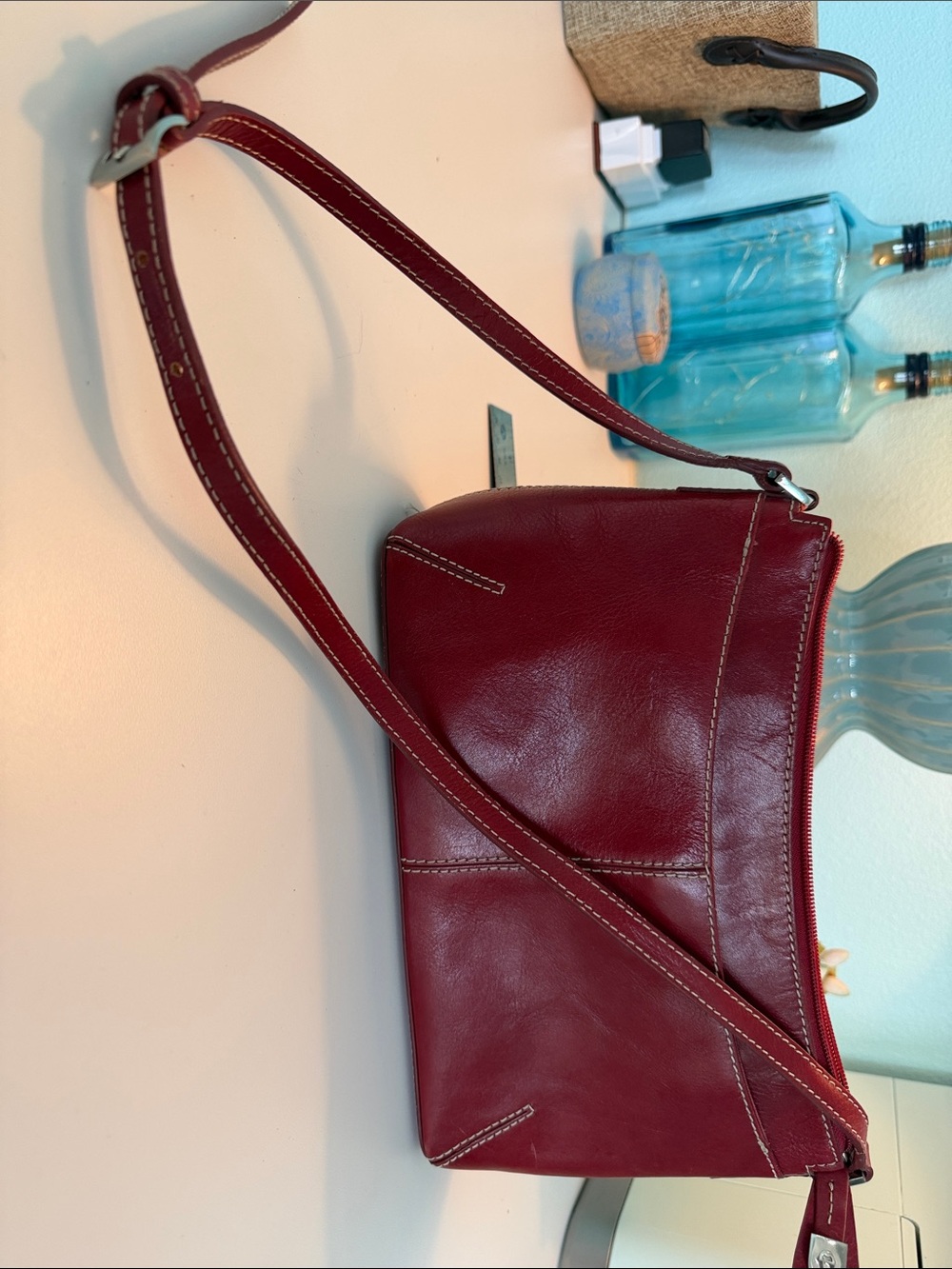 Etienne Aigner Red Leather Crossbody with Contrast Stitching - Picture 5 of 5